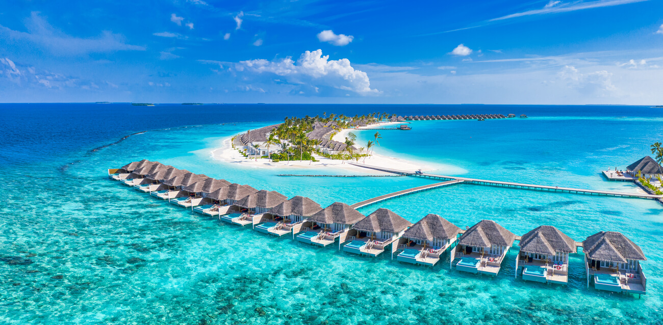 maldives-paradise-island-tropical-aerial-landscape-seascape-water-bungalows-villas-luxury-travel